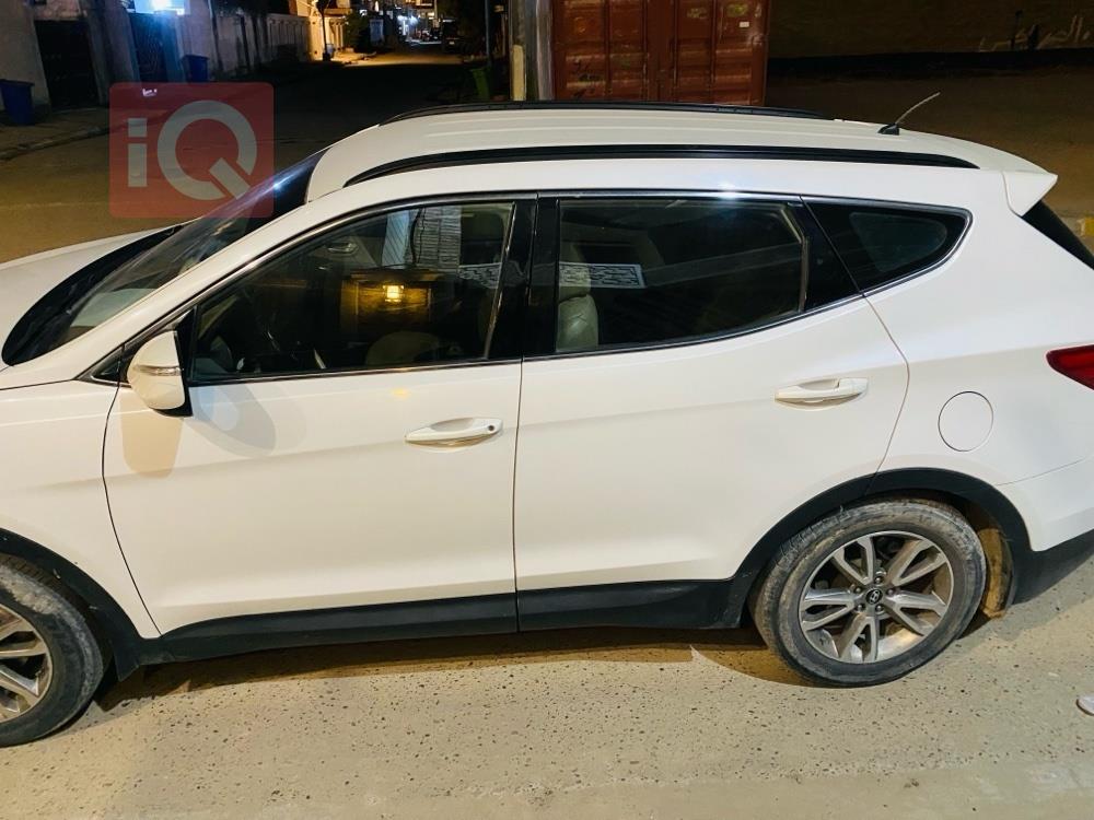 هيونداي سانتافي